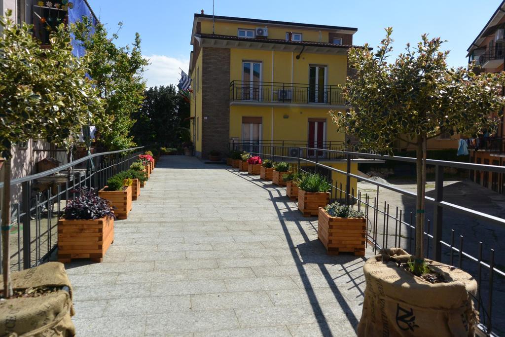 Pavia Ostello Eksteriør billede